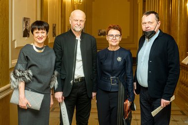 Arvydas Malcys su žmona Vaiva ir draugais Nemira ir Gediminu-2022.01.27.LNF..jpg